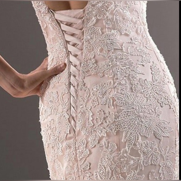 Maggie Sottero Ivory Bridal Gown - Picture 5 of 17